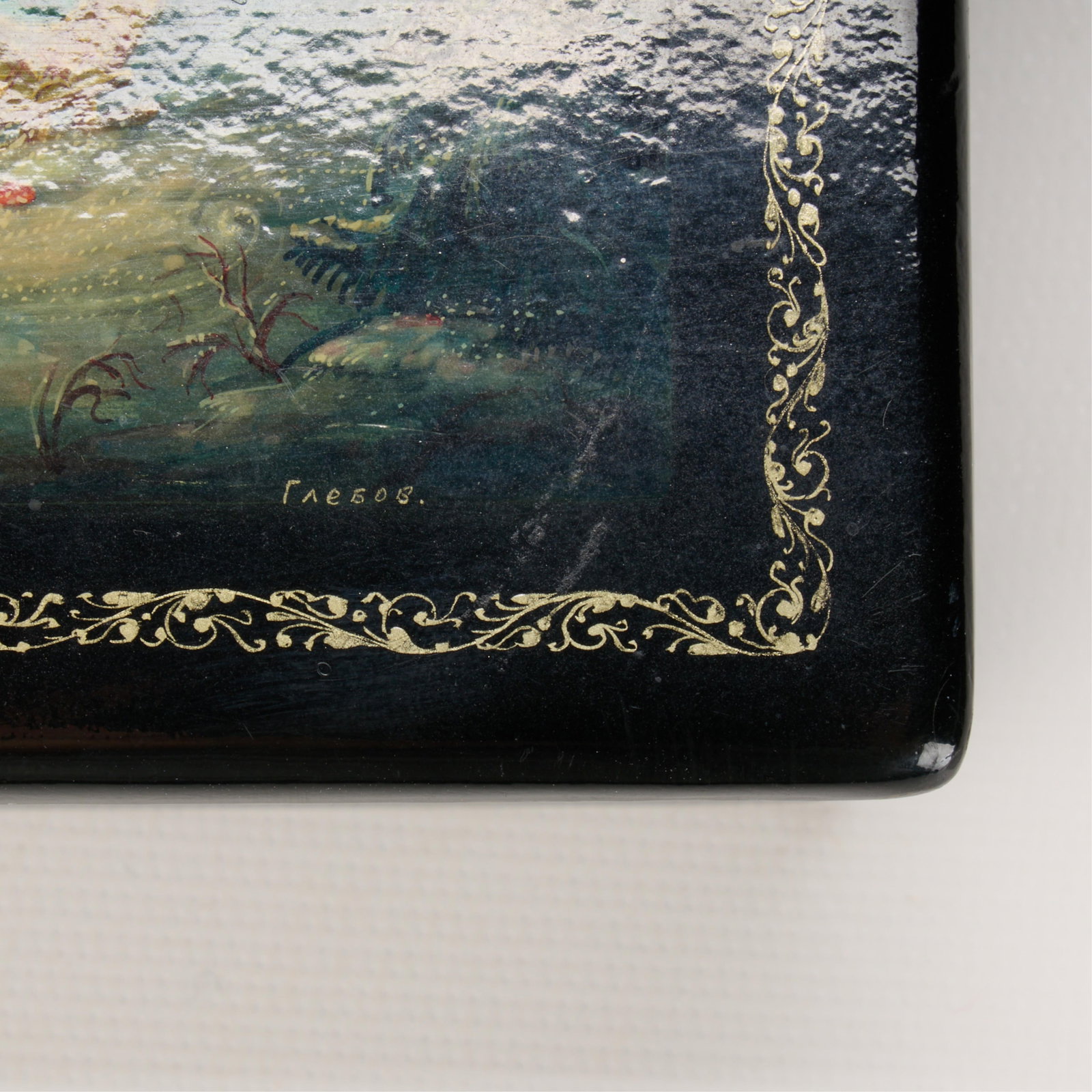 Russian Hand-Painted Lacquer Box - 5