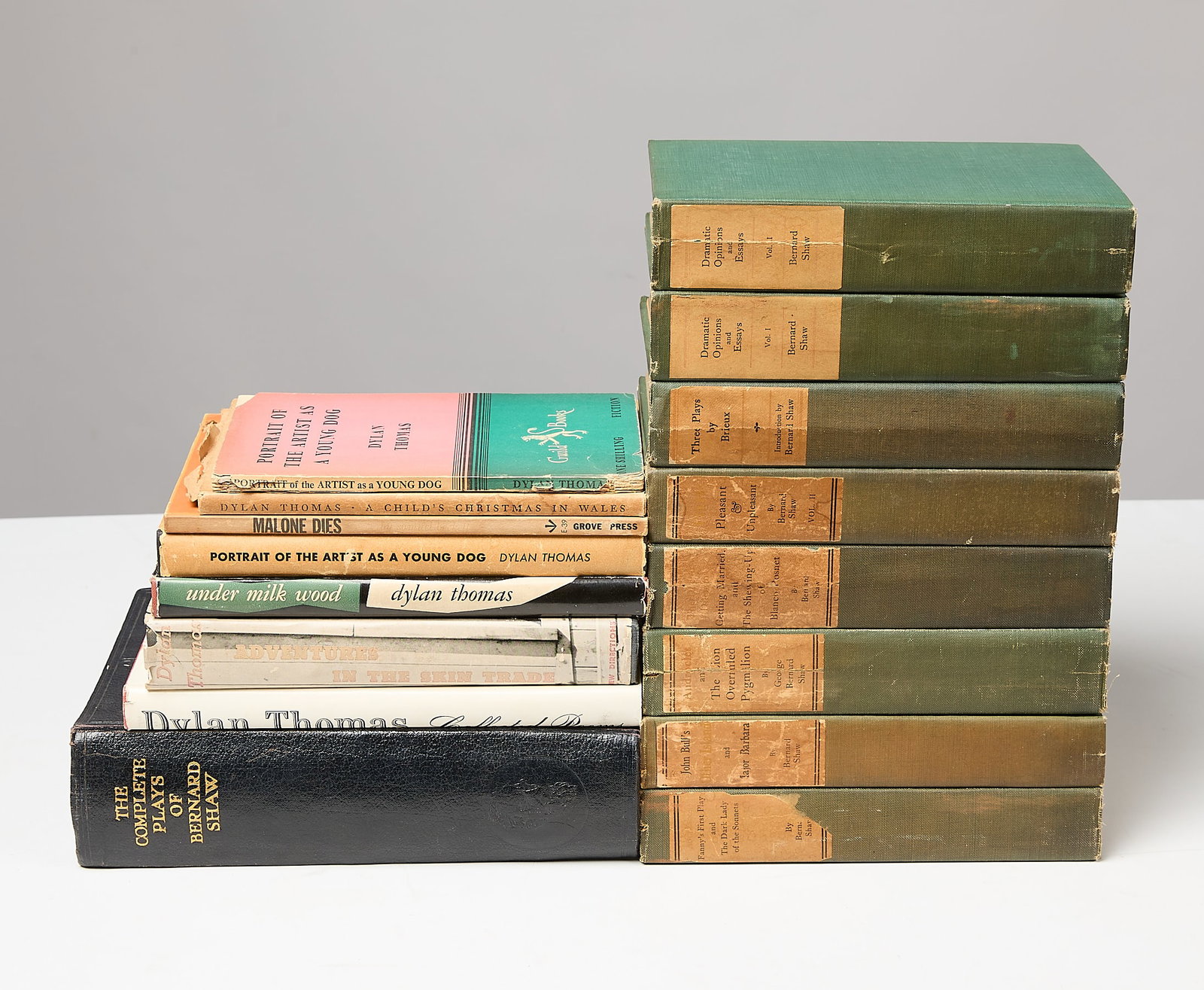 16 Volumes of Books & Plays By Bernard Shaw & Dylan thomas (1 of 4)