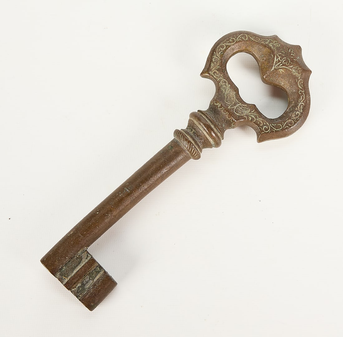 Large Antique Bronze Skeleton Key - 3