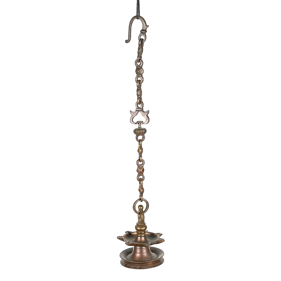 Indian Bronze 7-Wick Hanging Vilakku Phana Oil Lamp: Indian ritual bronze seven-wick hanging vilakku phana oil lamp. Height: 6 in x diameter: 4 1/2 in. Weight: 2 lbs 12 oz.