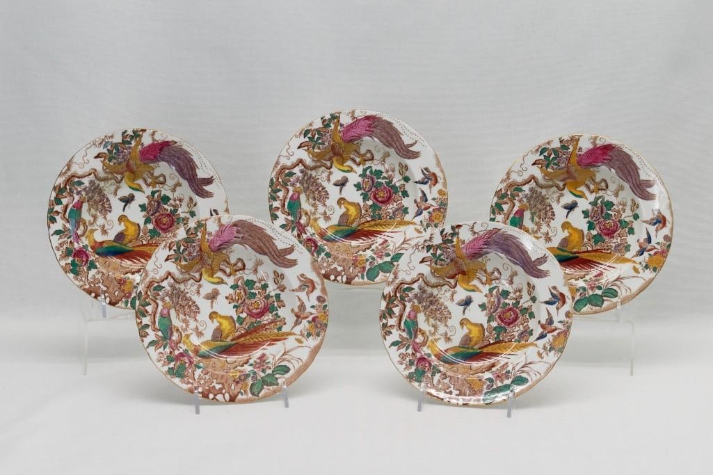 Five Olde Avesbury 8 inches Rim Soup Bowls Royal Crown Derby: Set of five (5) Olde Avesbury pattern 8 inches Rim Soup Bowls by Royal Crown Derby, measuring 8 inches across. Low Estimate: 125.00 High Estimate: 250.00