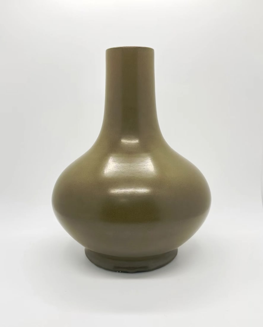 TEA DUST GLAZED REWARD VASE (1 of 5)