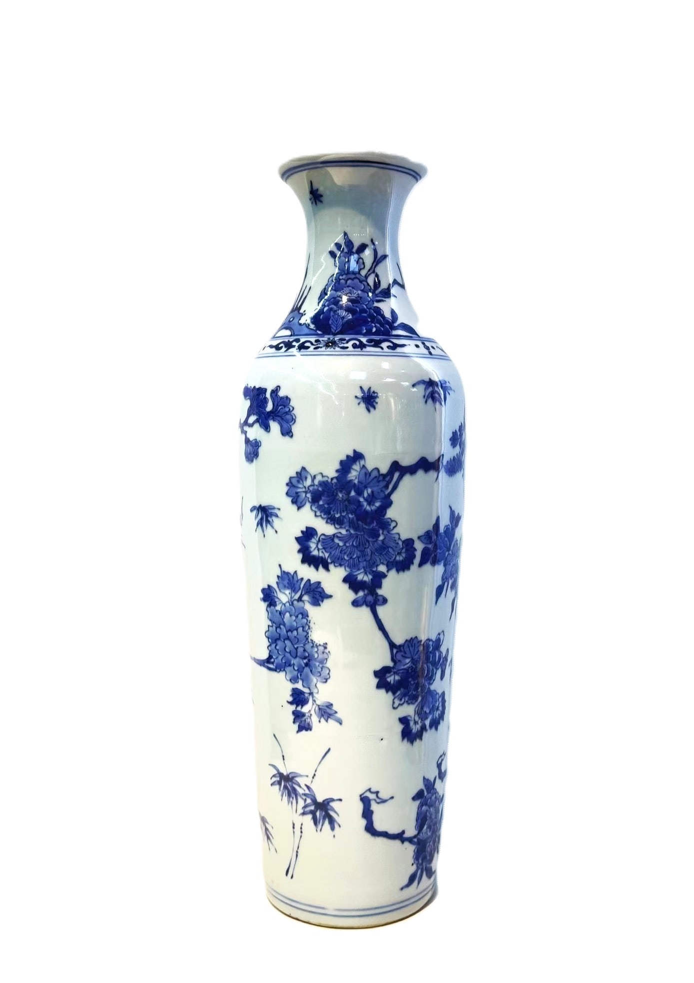 A SMALL BLUE AND WHITE TREES  & FLOWERS VASE. 18thC. (1 of 3)