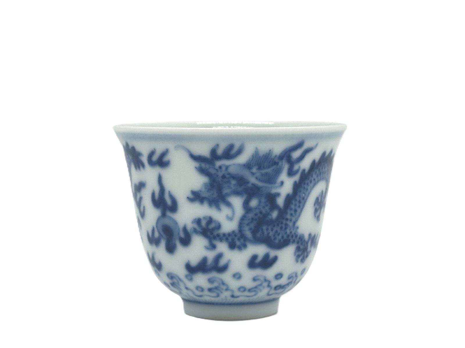Qing Dynasty Guangxu Period Blue and White Dragon Teacup,China (1 of 2)