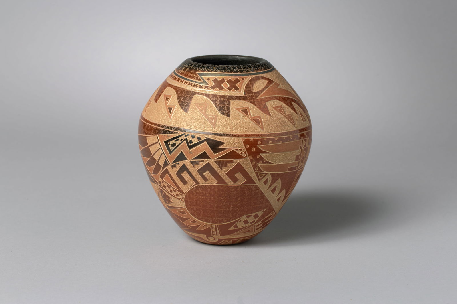 Santa Clara Pot, Susan Folwell (b. 1970): Santa Clara Pot, Susan Folwell (b. 1970) daughter of Jody Folwell and granddaughter of Rose Naranjo; Susan fuses traditional materials with unorthodox textures, shapes and designs placing her art on t
