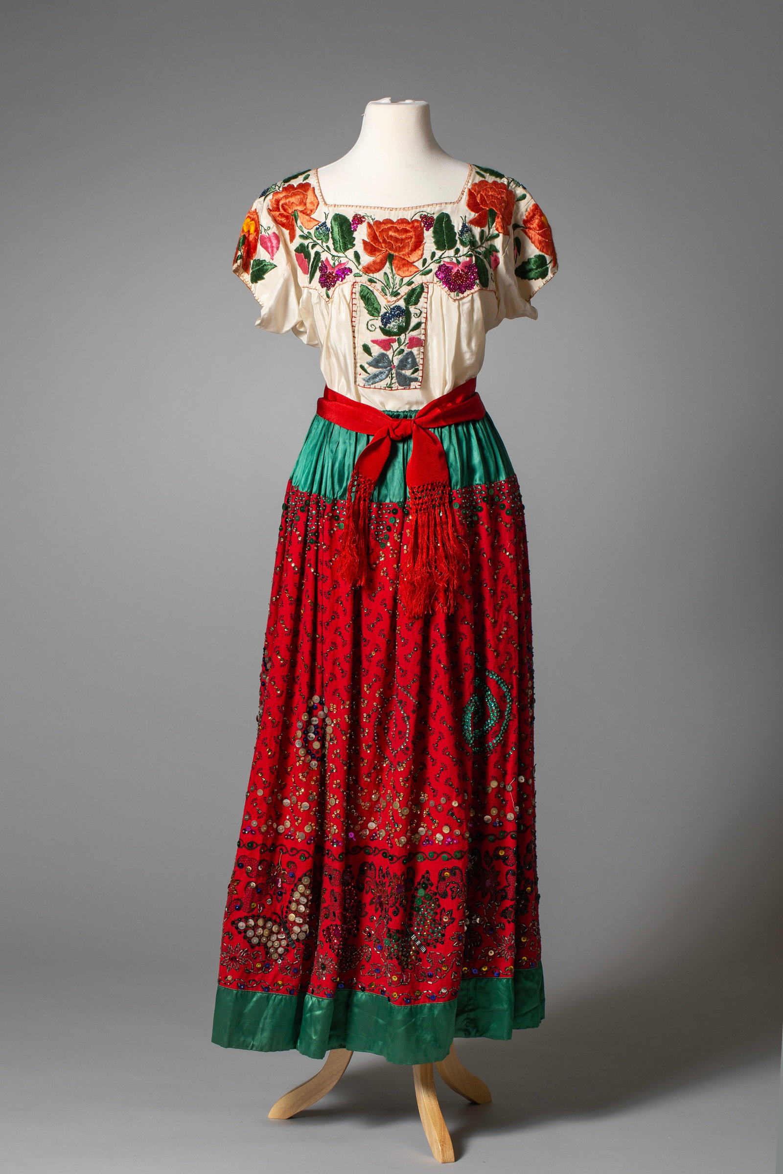 Vintage Mexican China Poblana Gala Outfit with Sash: Hand embroidered with sequence; Imitation silk; Nice embroidered butterflies on skirt and roses on blouse, Ca. Early to Mid 19th Century
