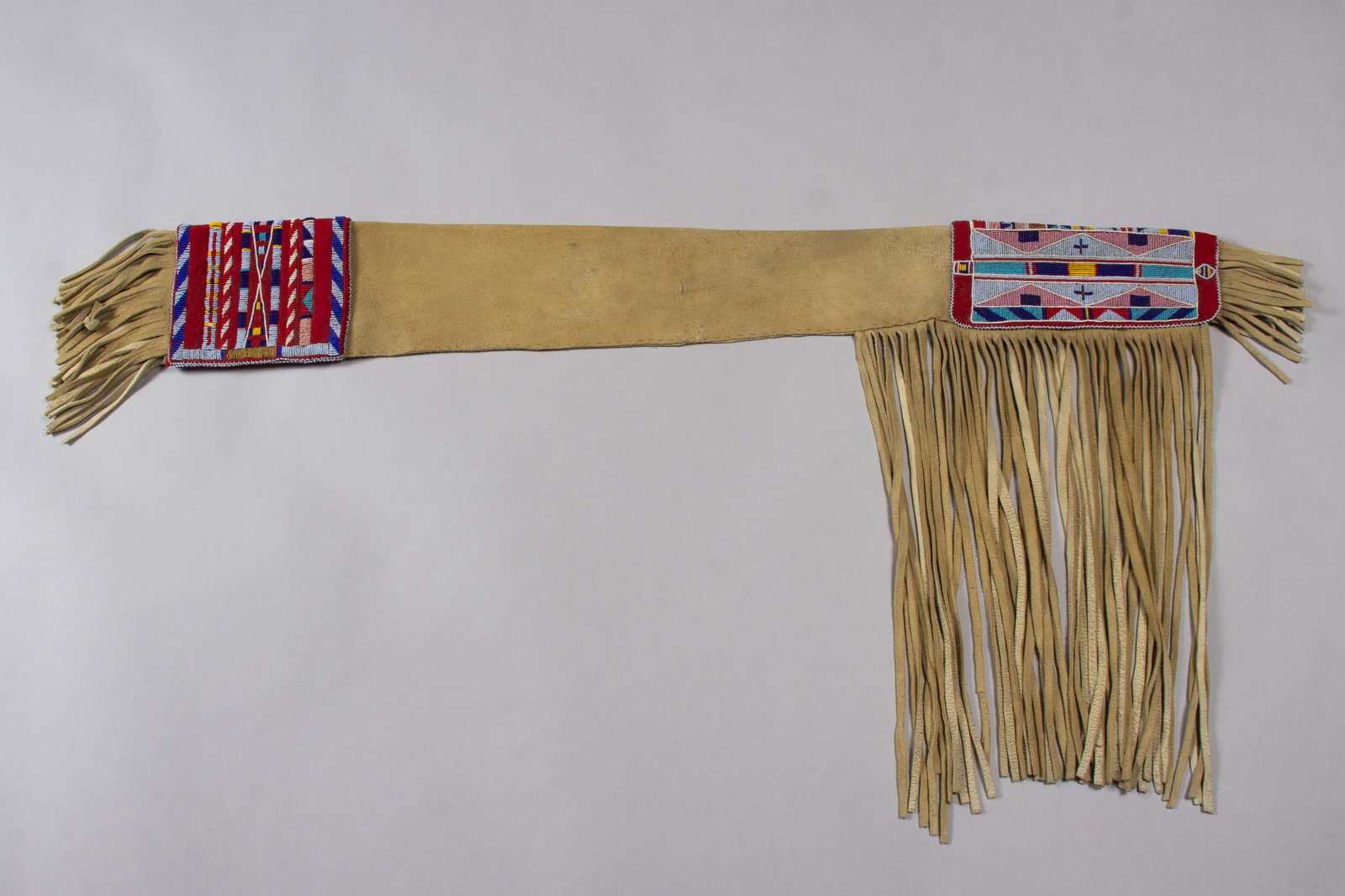 Crow Beaded Rifle Scabbard (1 of 4)