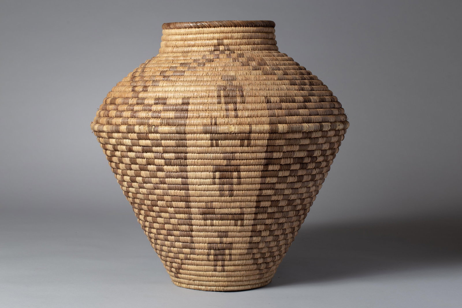 Southwest Style Large Figural Olla Basket (1 of 7)