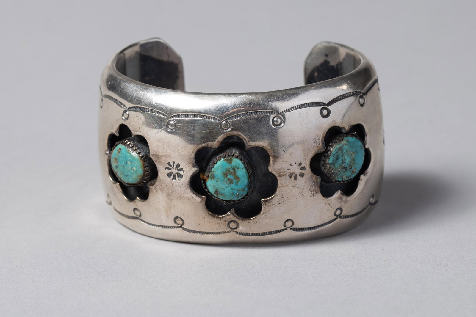 Terry Williams, Navajo Sterling Silver Bisbee Turquoise Shadowbox Cuff (1 of 4)