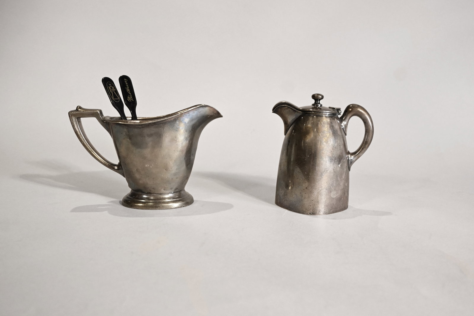 Two Fred Harvey Silverplate Creamers (One with Hinged Lid) and Two Fred Harvey Stirrers/Spears (1 of 11)