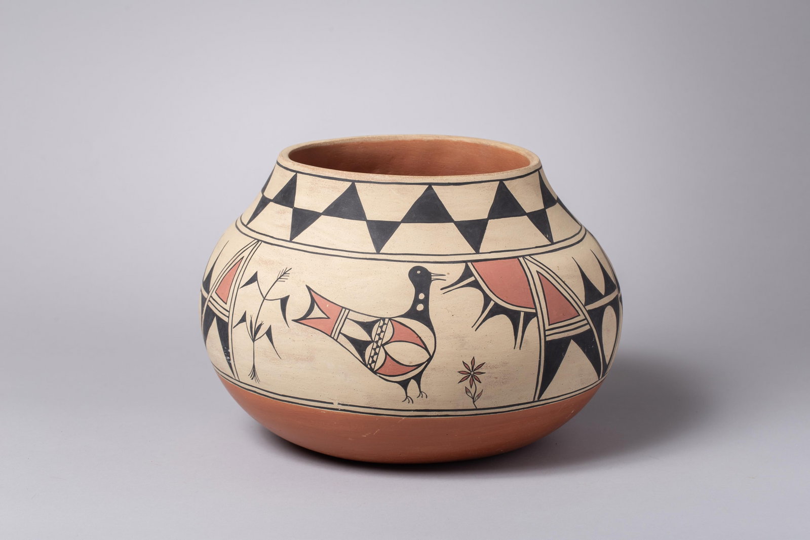 Ambrose Antencio, Kewa, Santo Domingo b. 1963, Large Traditional Polychrome Olla / Storage Jar (1 of 7)