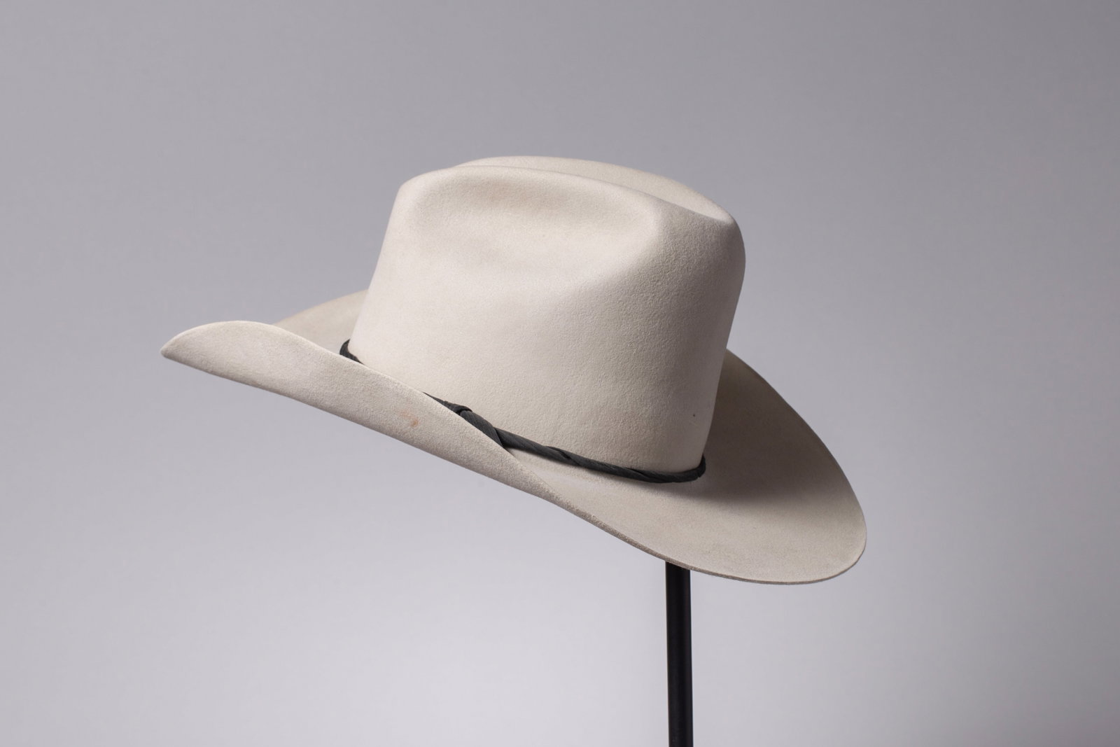 Catelena Hatters Custom XXXXX Felt Cowboy Hat with "Gus" Crease (1 of 7)