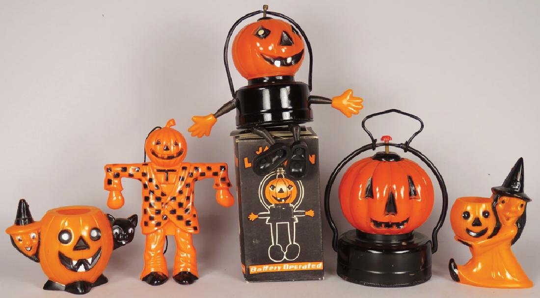 Collection of Vintage Plastic Halloween Items: Collection of Vintage Plastic Halloween Items. Battery operated Jack O' Lantern in original box, (3) nut cups and lantern.