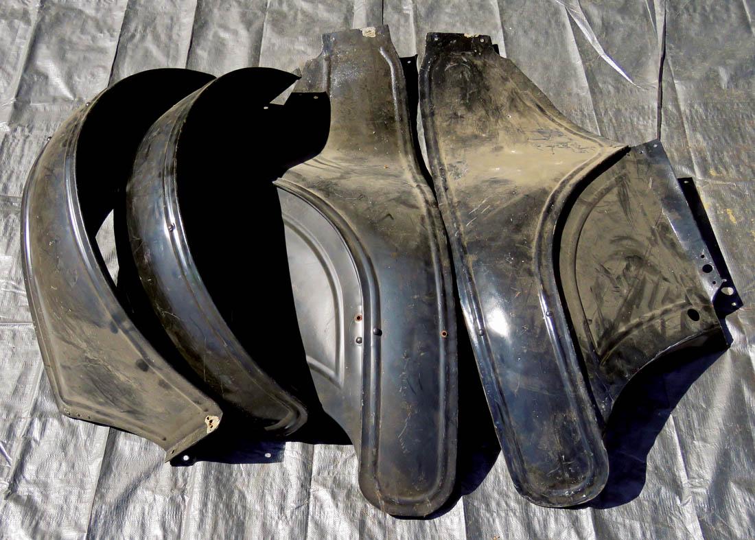 Model T Parts, 4 Fenders: Model T Parts, 4 Fenders. Sold as is.