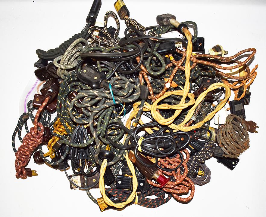 Assortment of 35 Miscellaneous Toaster Electric Cords: Assortment of 35 Miscellaneous Toaster Electric Cords