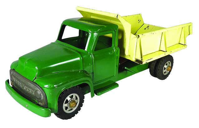 Buddy L Pressed Steel Toy Dump Truck: Buddy L Pressed Steel, Toy Heavy Construction Dump Truck. Green and yellow. Scratches and playwear otherwise good condition. 21 inches long.