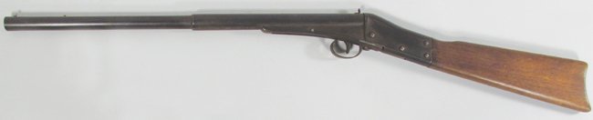 Rare Daisy Model "C" Single Shot Air Rifle, B-B Gun: Rare Daisy Model "C" Single Shot Air Rifle, B-B Gun. Daisy Mfg. Co. Plymouth, MI. Patented 1911-1914. Excellent original working condition. 31 inches long.