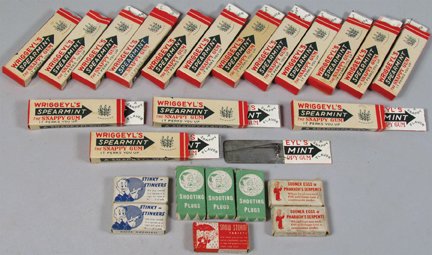 Trick Gum and Shooting Plugs: Trick Gum and Shooting Plugs. 16 "Wriggley's" packs and (8)Shooting Plugs. Overall good condition.