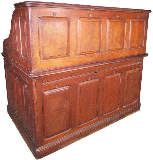 Early 1900's S-Roll Top Desk: Early 1900's S-Roll Top Desk. Eastlake detail with panel back, burl wood drawer handles. Complete original pigeon holes and leather blotter. Overall good condition. 60 X 51 X 36 inches.
