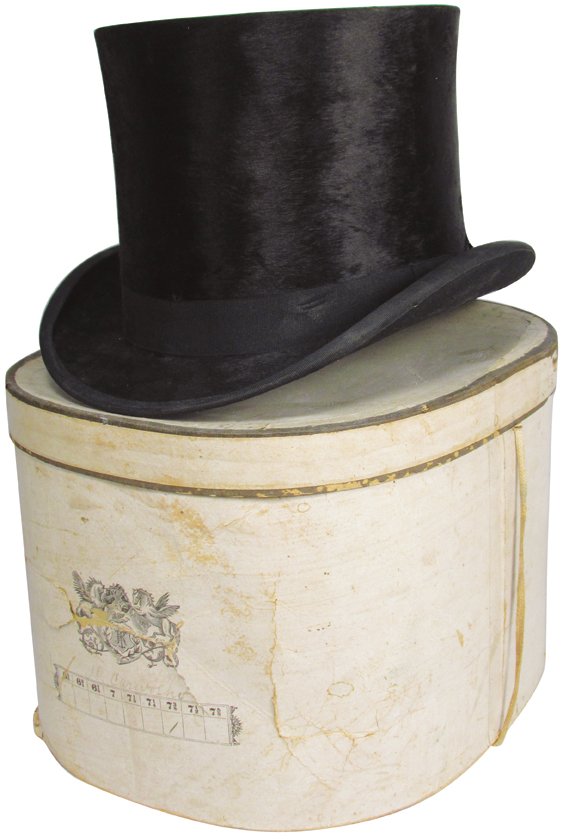 Vintage Beaver Top Hat with Box: Vintage Beaver Top Hat. Excellent condition, in worn hat box.