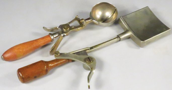 Two Ice Cream Scoops (1 of 1)