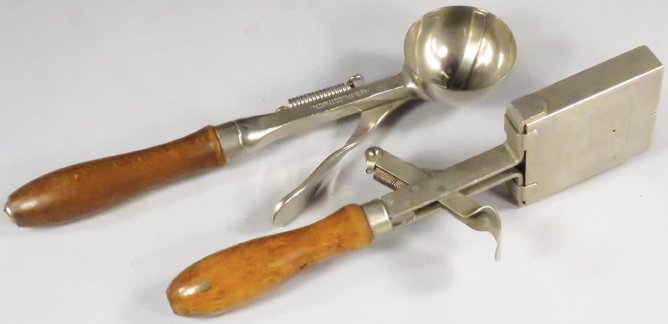 Two Ice Cream Scoops (1 of 1)