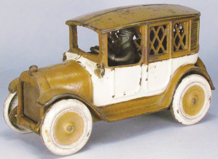 Arcade Cast Iron Checker Cab Still Bank (1 of 3)