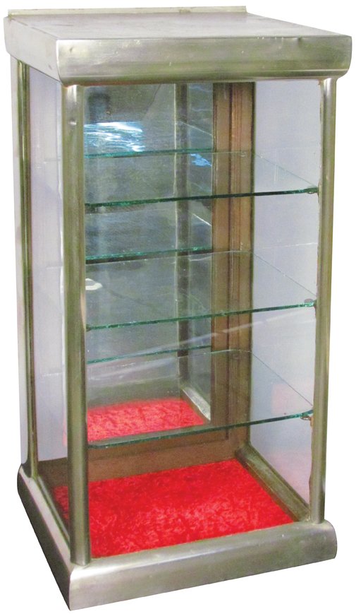 Small Nickel Showcase (1 of 1)