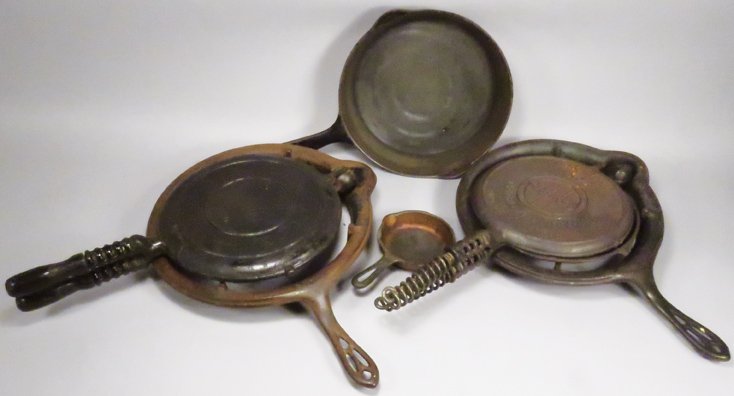 Cast Iron Cookware Pieces (1 of 1)