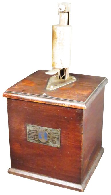 Midland Jump Spark Cigar Lighter (1 of 1)