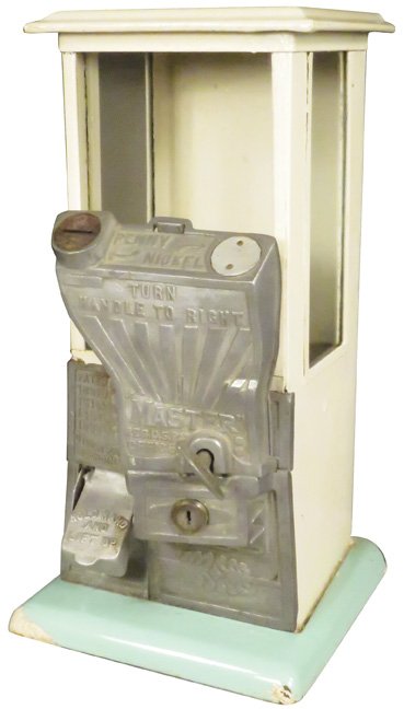 Master Fantail Penny/Nickel Gumball Machine (1 of 2)