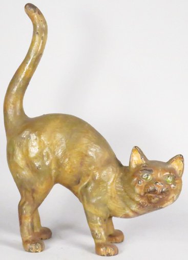 Hubley Cast Iron Tabby Cat Doorstop (1 of 2)