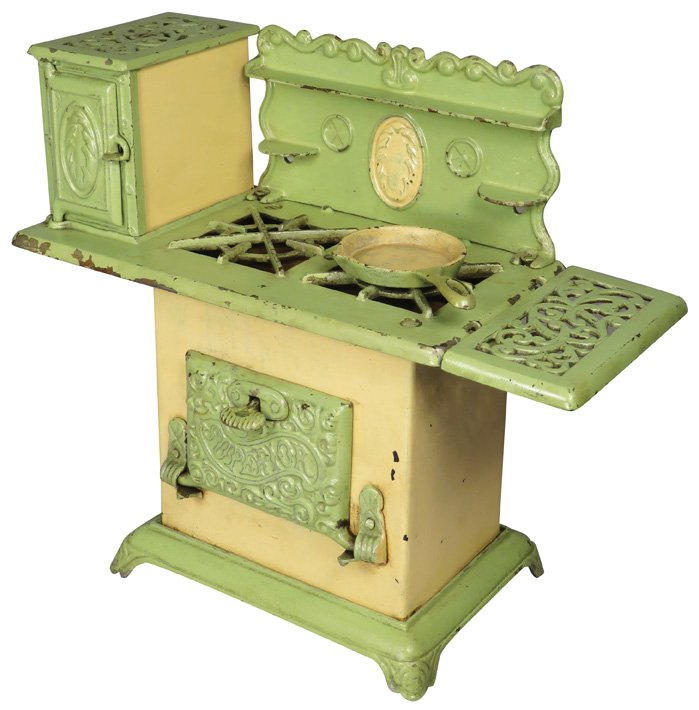 Child's / Doll "Superior" Gas Cook Stove and Oven (1 of 1)