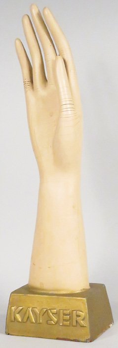 Kayser Glove Display (1 of 1)