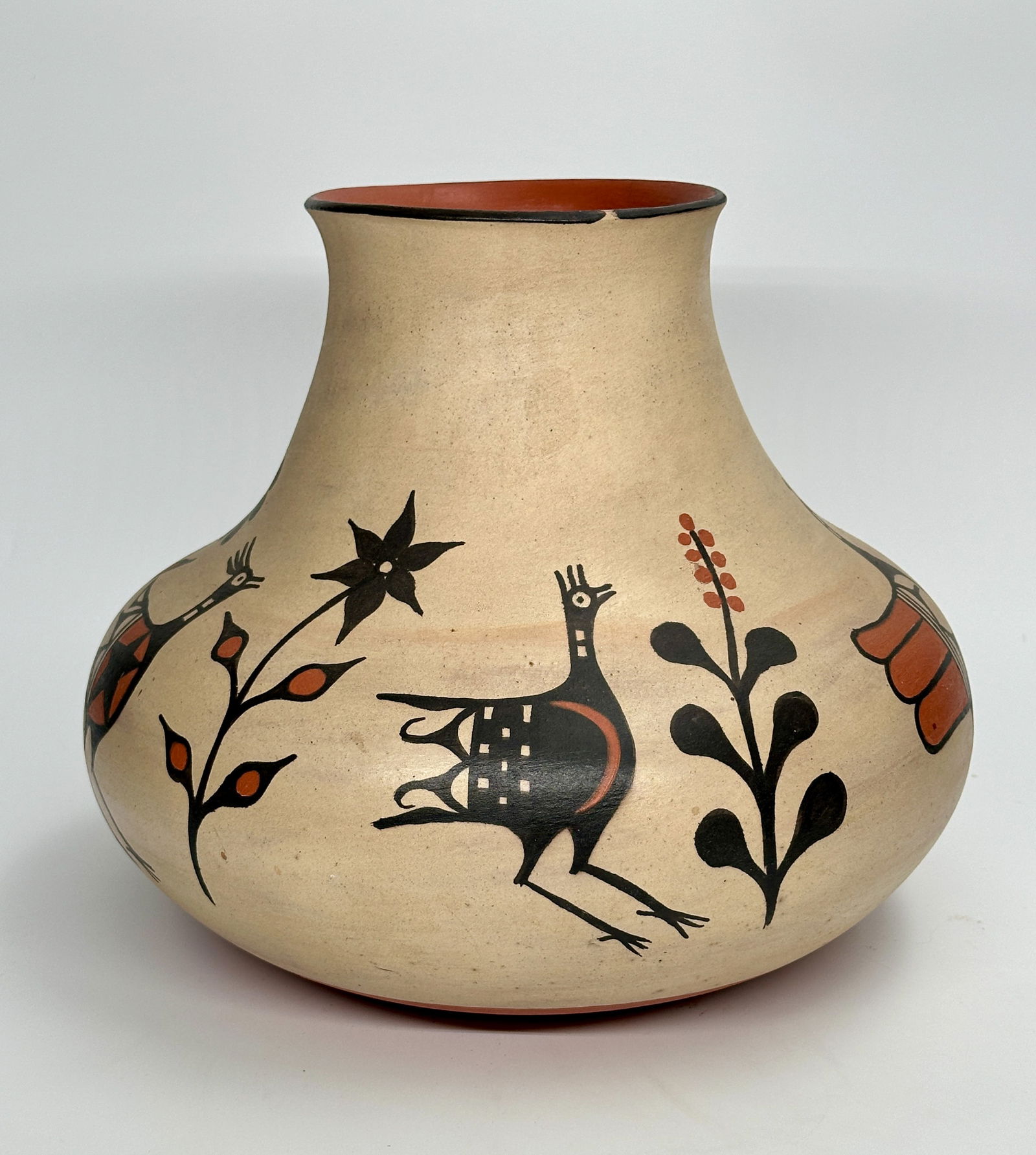 Santo Domingo Vase (1 of 6)