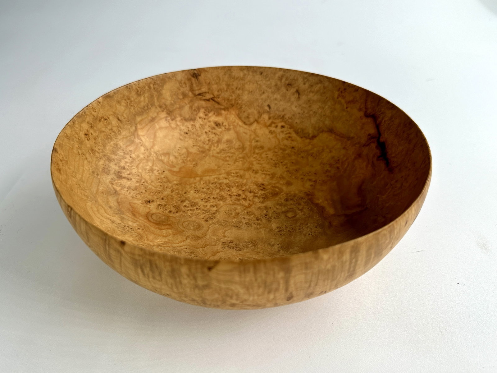 Beautiful ash burl bowl (1 of 3)