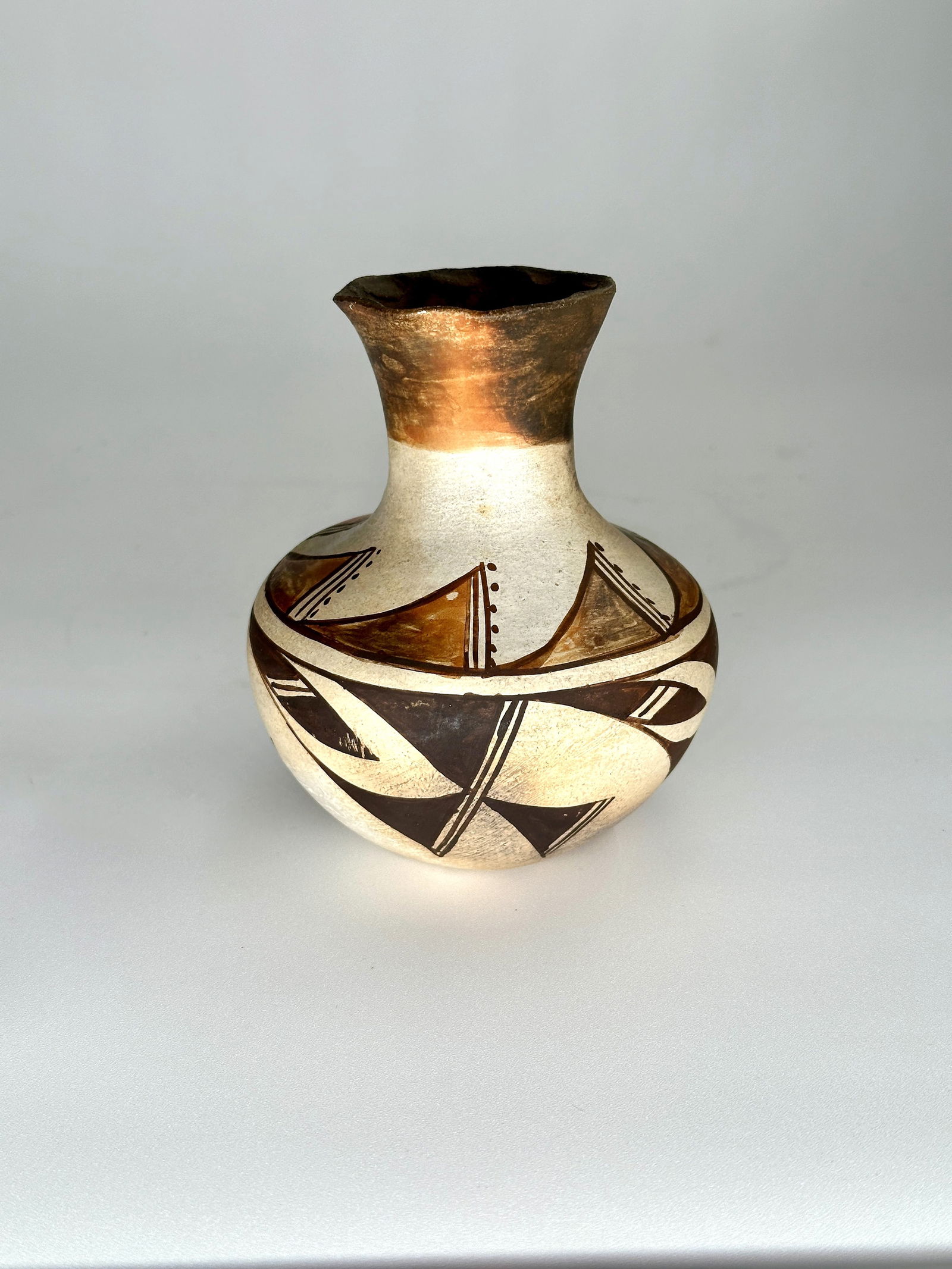 Acoma vase (1 of 4)