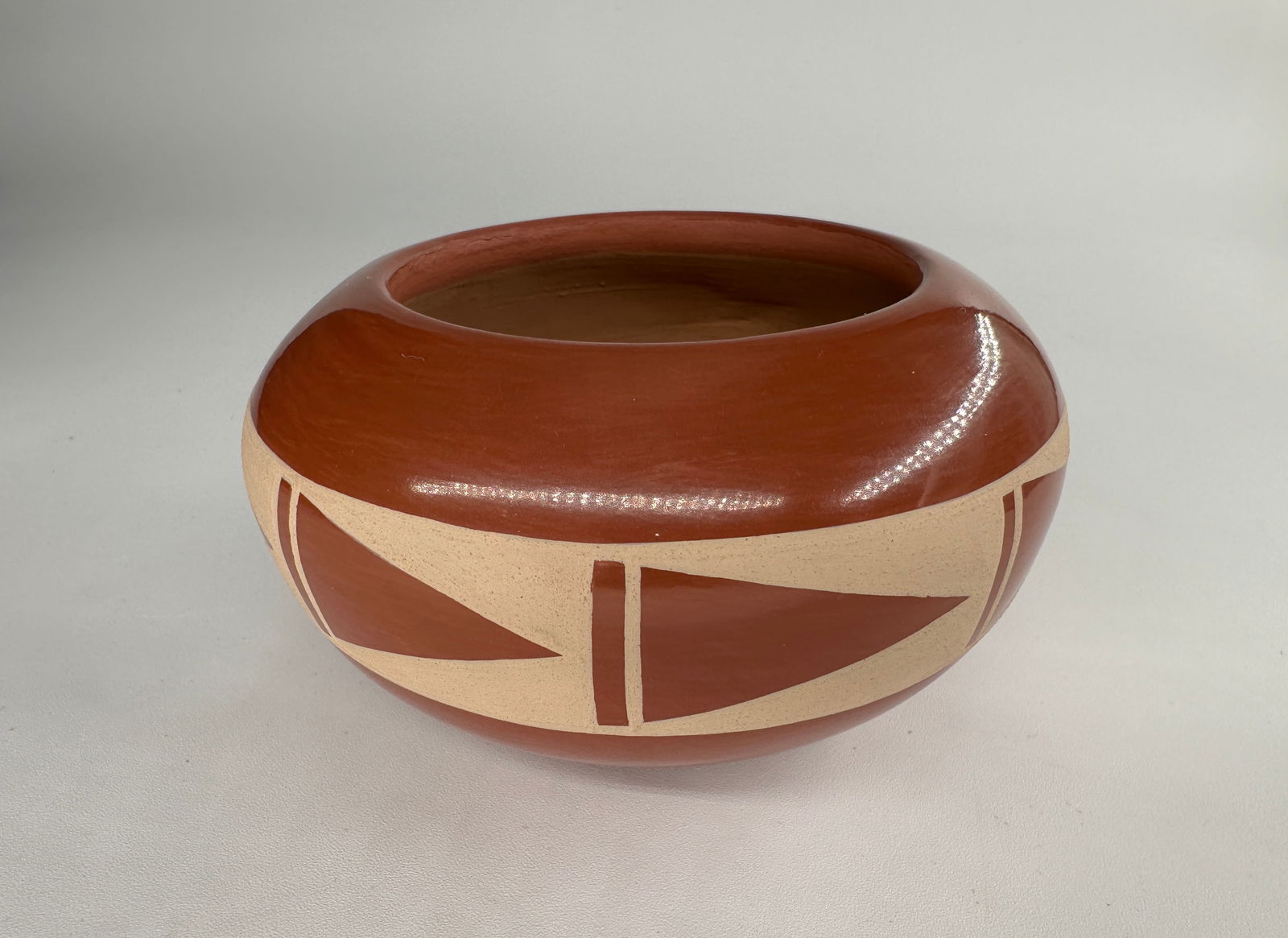 Red/cream bowl (1 of 3)