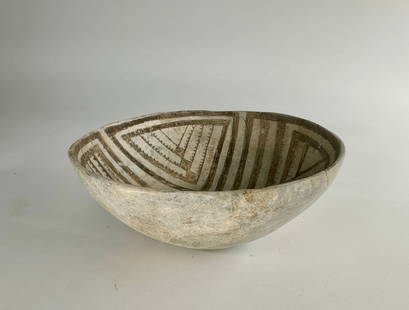 Puerco black & white bowl.: Anasazi Puerco black & white bowl. Found at the New Well Site northeast of St. Johns AZ. Ex Casa De Cosas Viejas, Inc. in Sante Fe. Ex Prehistoric Pots of St. Johns. Circa 1150 - 1250 CE. Some repair