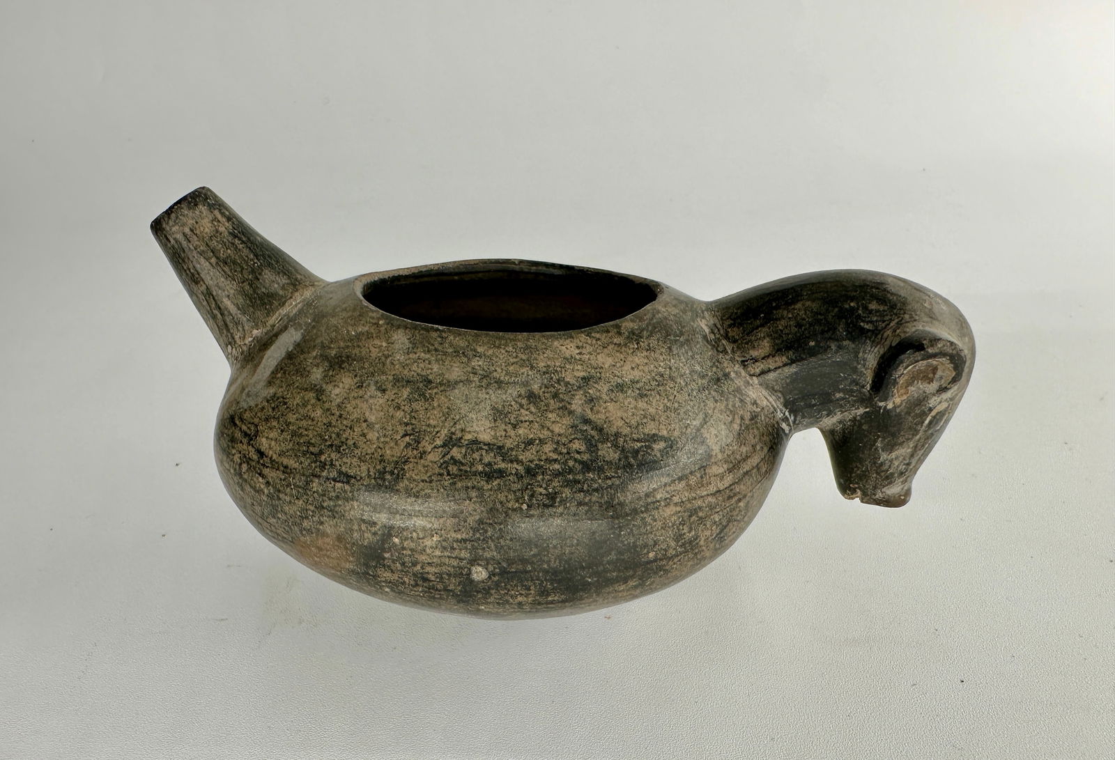Peruvian effigy bowl (1 of 4)
