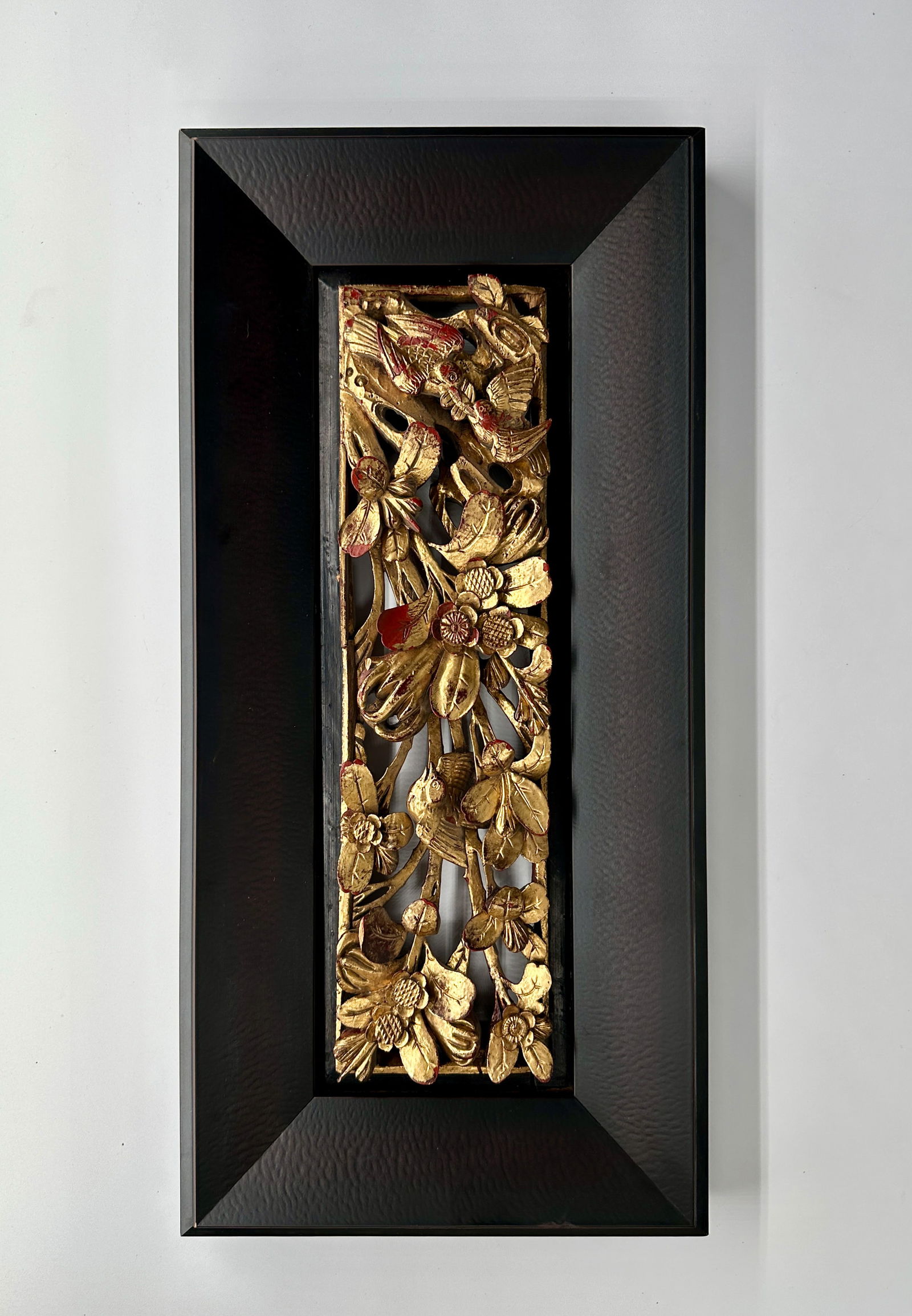 Beautifully framed gold Asian carving (1 of 4)