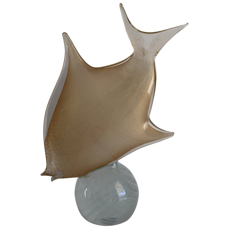Murano Glass Fish Sculpture by Licio Zanetti: Murano glass fish sculpture by Licio Zanetti. The fish is signed on the bottom and has beautiful layers of opalescent glass infused with color. Fish measures 10.5" wide, 5" deep and 16" high.