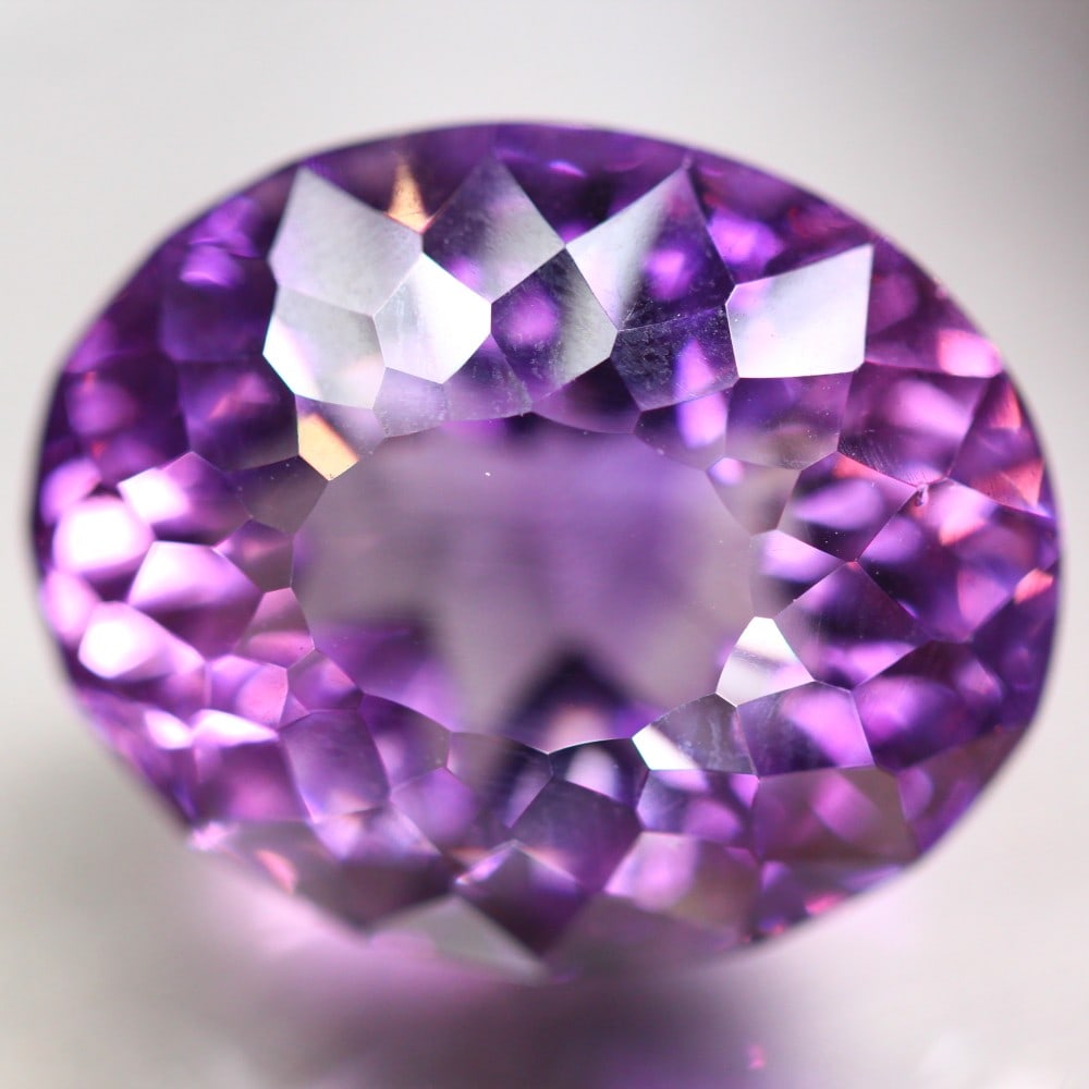 33.58carat Natural Uruguayan Amethyst Loose Gemstone (1 of 4)