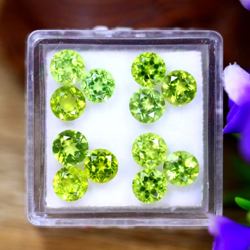 Exquisite 6.79-Carat Peridot from Pakistan (1 of 4)