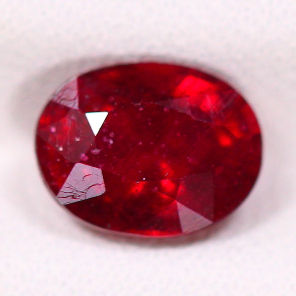 Gleaming 1.59-Carat African Ruby – Radiant and Rare (1 of 4)