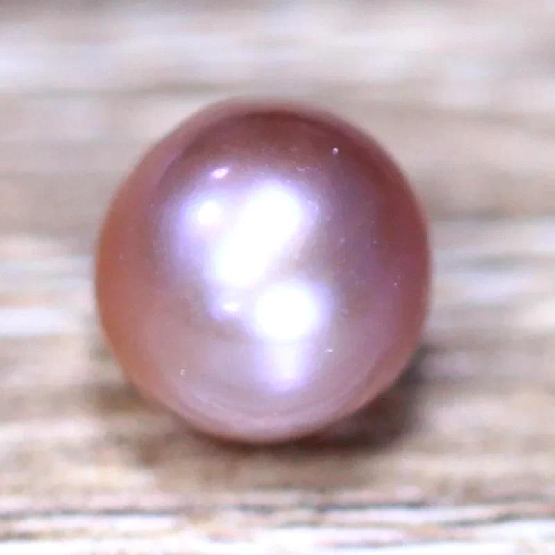 Exquisite 2.54 Carat Cultured Akoya Freshwater Pearl (1 of 3)