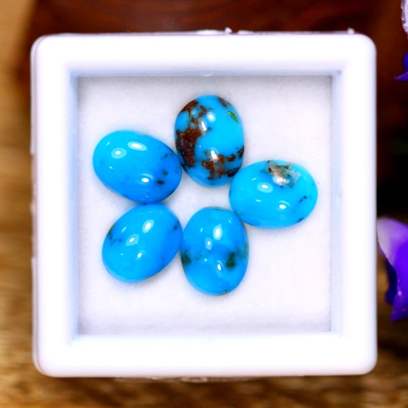 Exquisite 4.88 Carat Arizona Turquoise Gemstone (1 of 4)