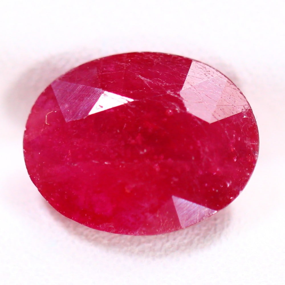 Exquisite 3.79 Carat African Ruby - A Collector's Gem (1 of 2)