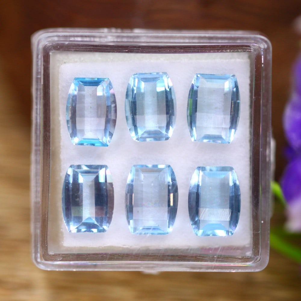 Radiant 9.90 Carat Brazilian Sky Blue Topaz Loose Gemstone (1 of 2)