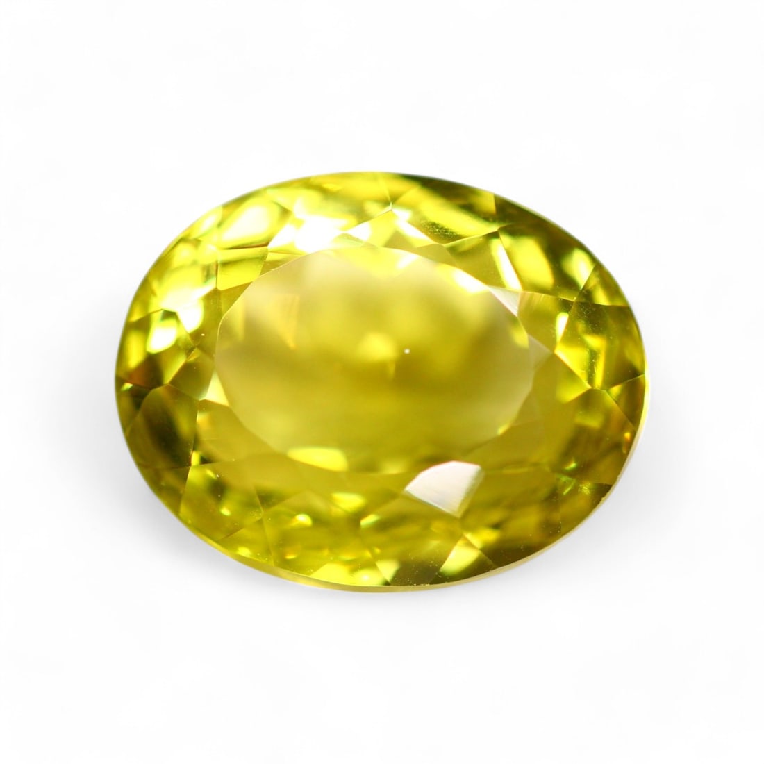 25.16 Carat Natural Brazilian Lemon Quartz Faceted Gems: Auction lot of Brazilian Lemon Quartz Gem Type: Natural Lemon Quartz) Carat Weight: 25.16Ct Dimension: 19.5 x 15.5 x 12.9 mm Origin: Brazilian Treatment: Unheated Type: Faceted, Polished Birthstone fo